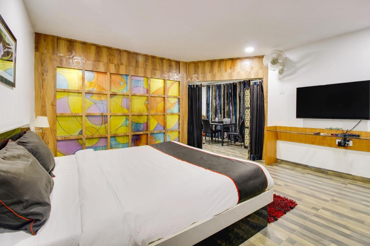 גווהטי Oyo 2794 Hotel Plaza Inn מראה חיצוני תמונה
