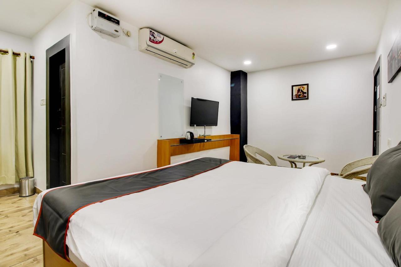 גווהטי Oyo 2794 Hotel Plaza Inn מראה חיצוני תמונה