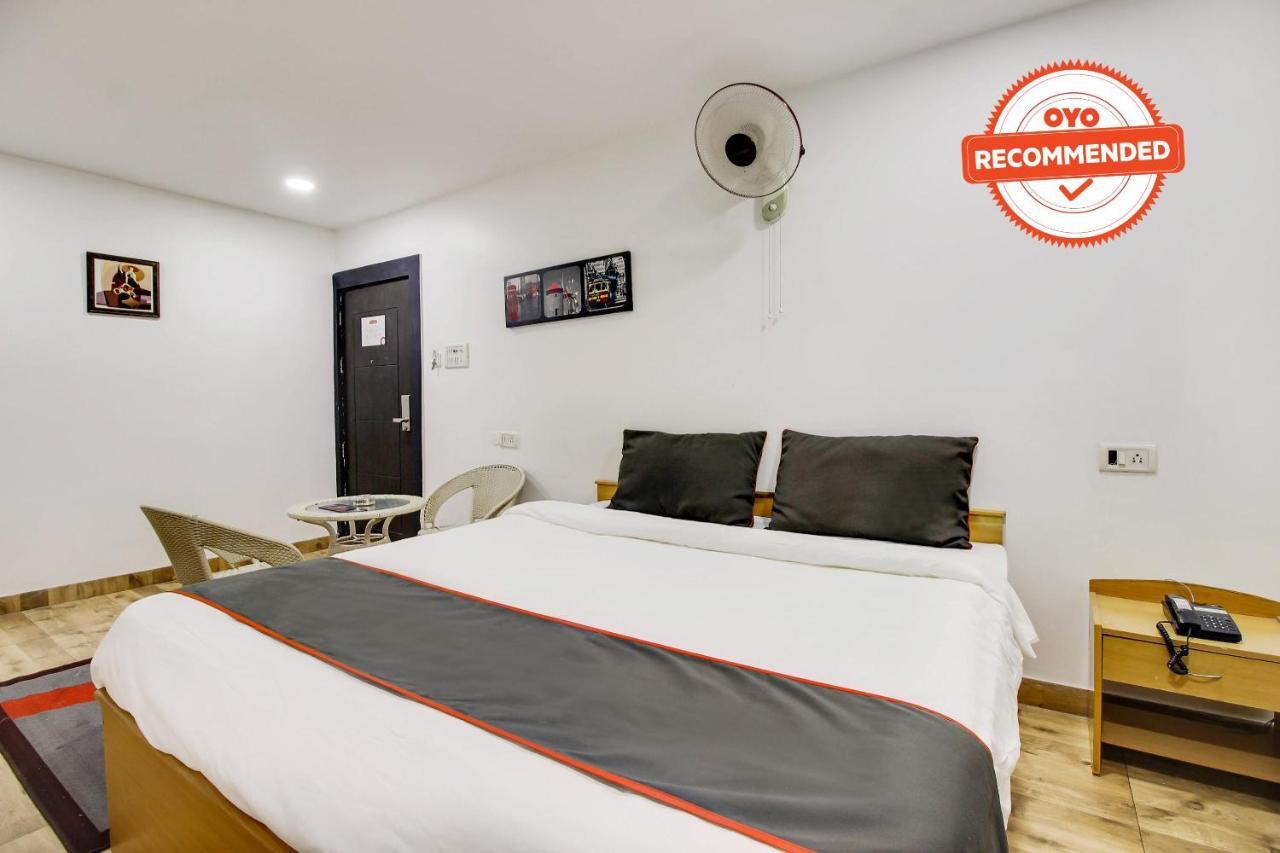 גווהטי Oyo 2794 Hotel Plaza Inn מראה חיצוני תמונה